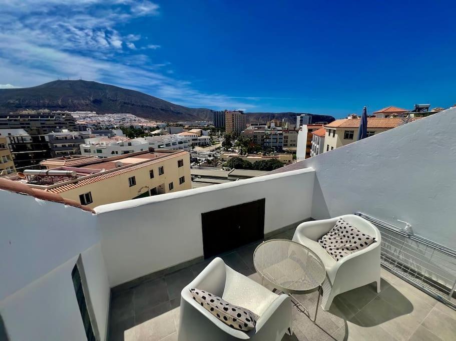 Los Cristianos Oasis, Modern Beachside Duplex Apartment Exterior photo